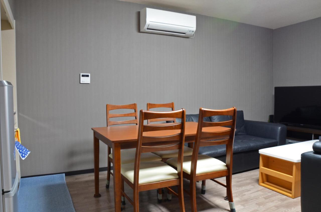 Uri House Apartment Beppu Bagian luar foto